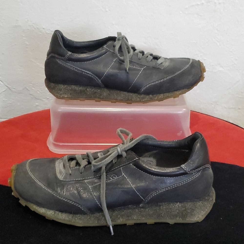 Shoto Women's Charcoal Black Leather Sneakers Size 38.5 Or 8.5